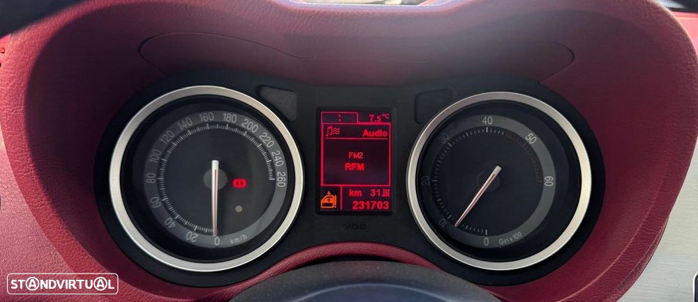 Alfa Romeo Spider 2.4 JTDM - 3