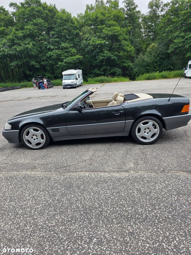 Mercedes-Benz SL - 13
