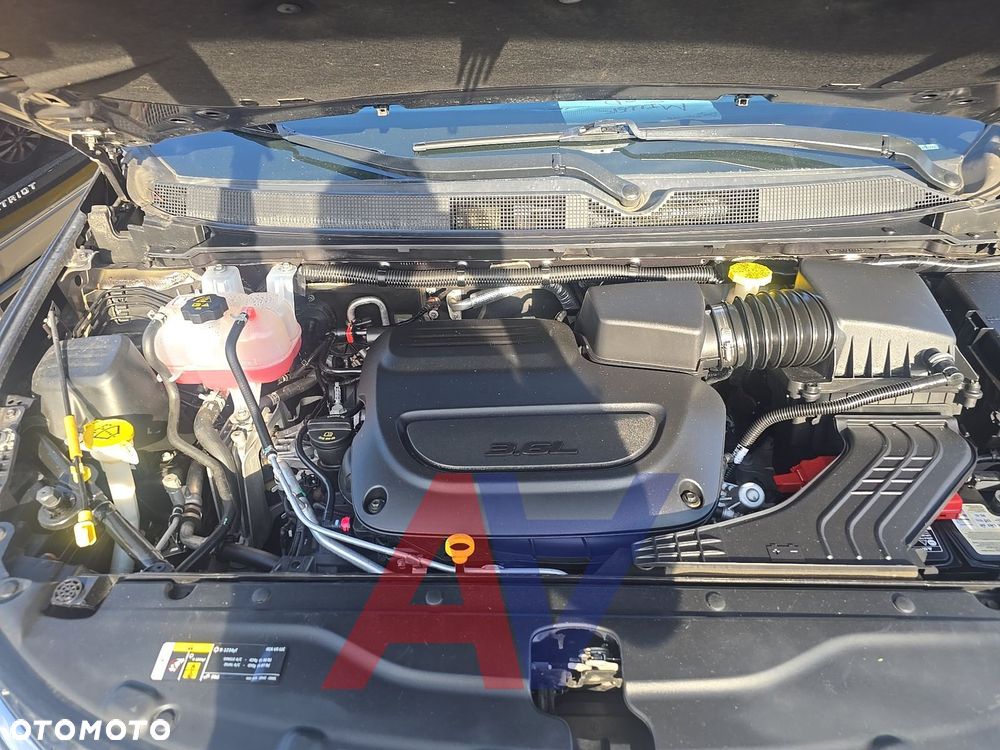 Chrysler Pacifica - 11