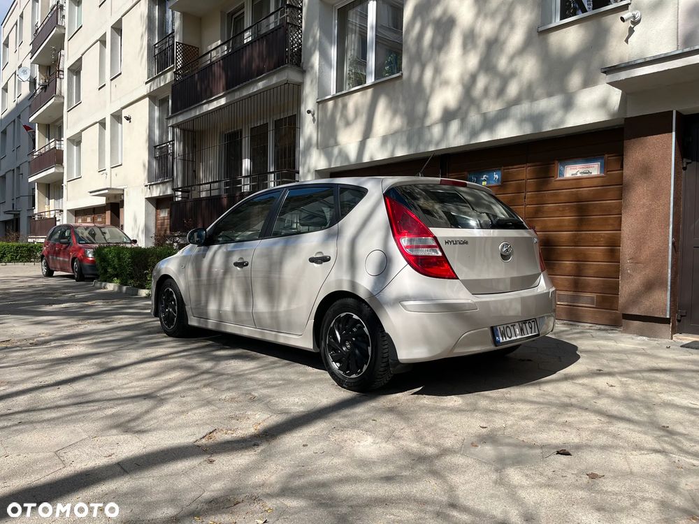 Hyundai i30 1.4 Classic - 4