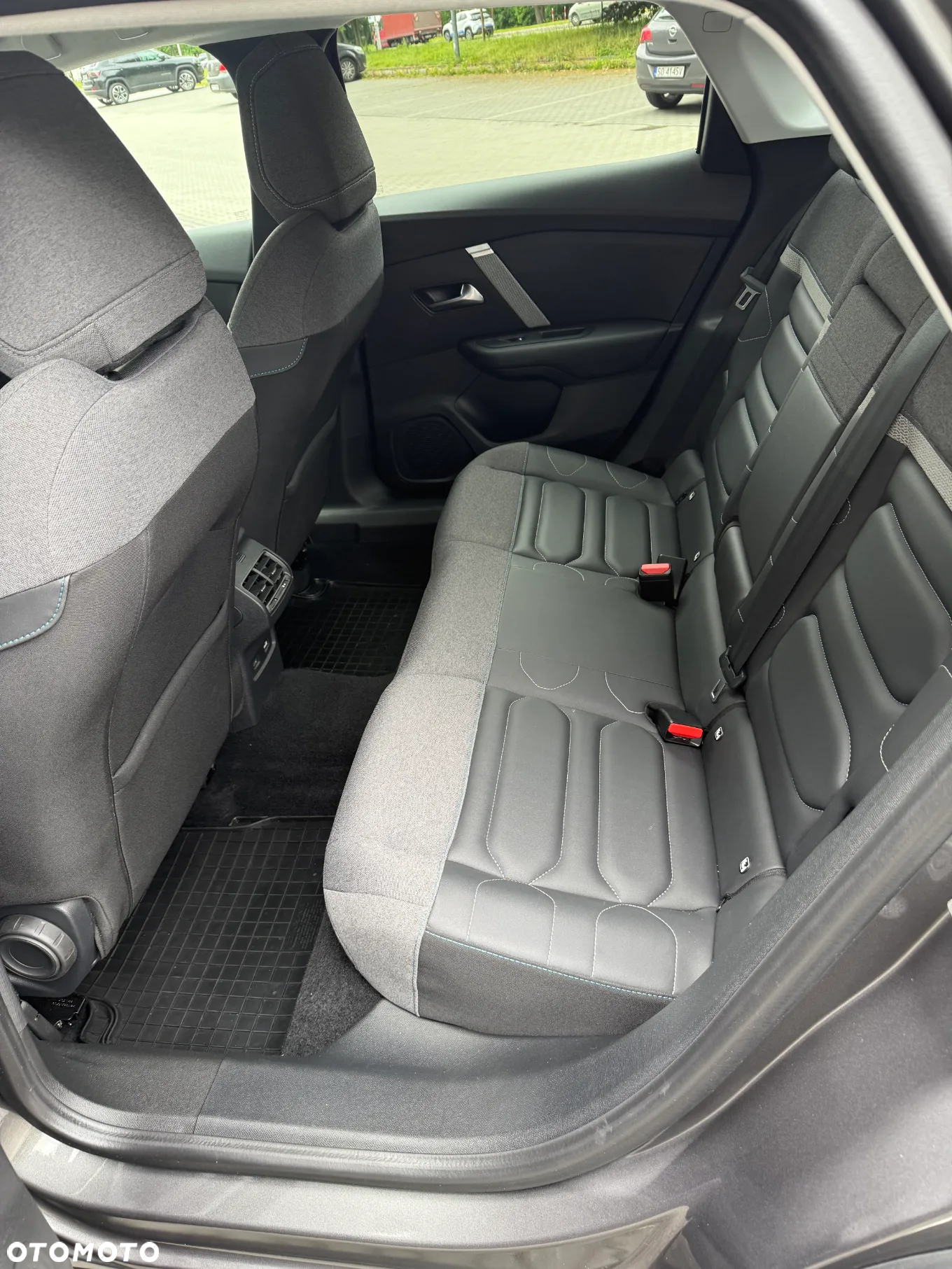 Citroën C4 1.2 PureTech C-Series S&S EAT8 - 13