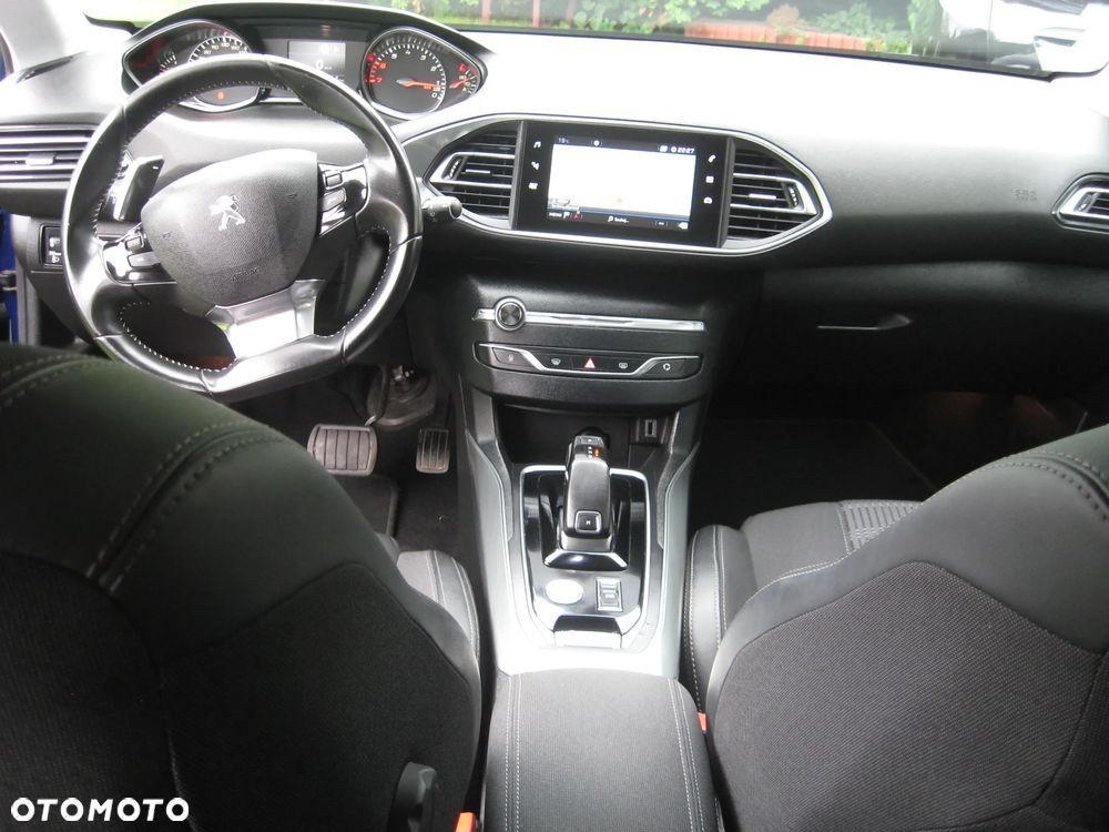 Peugeot 308 PureTech 130 GPF EAT8 Stop & Start Active - 11