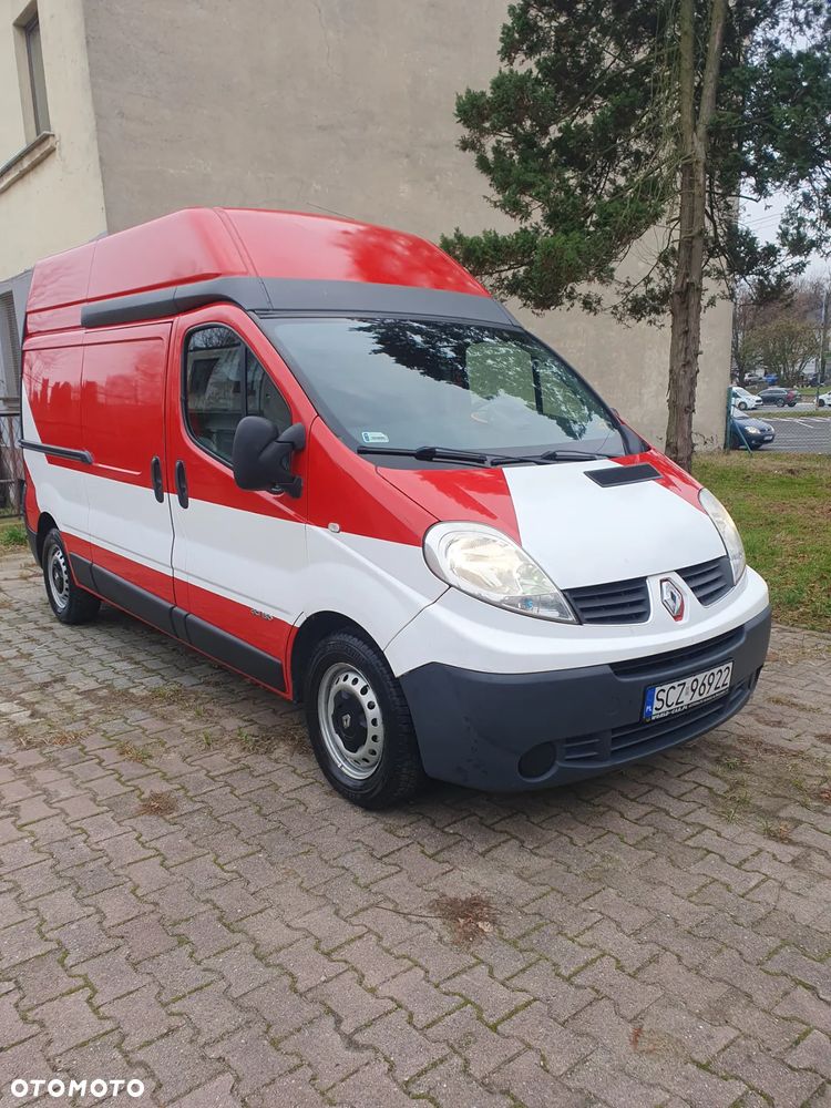 Renault Trafic - 1