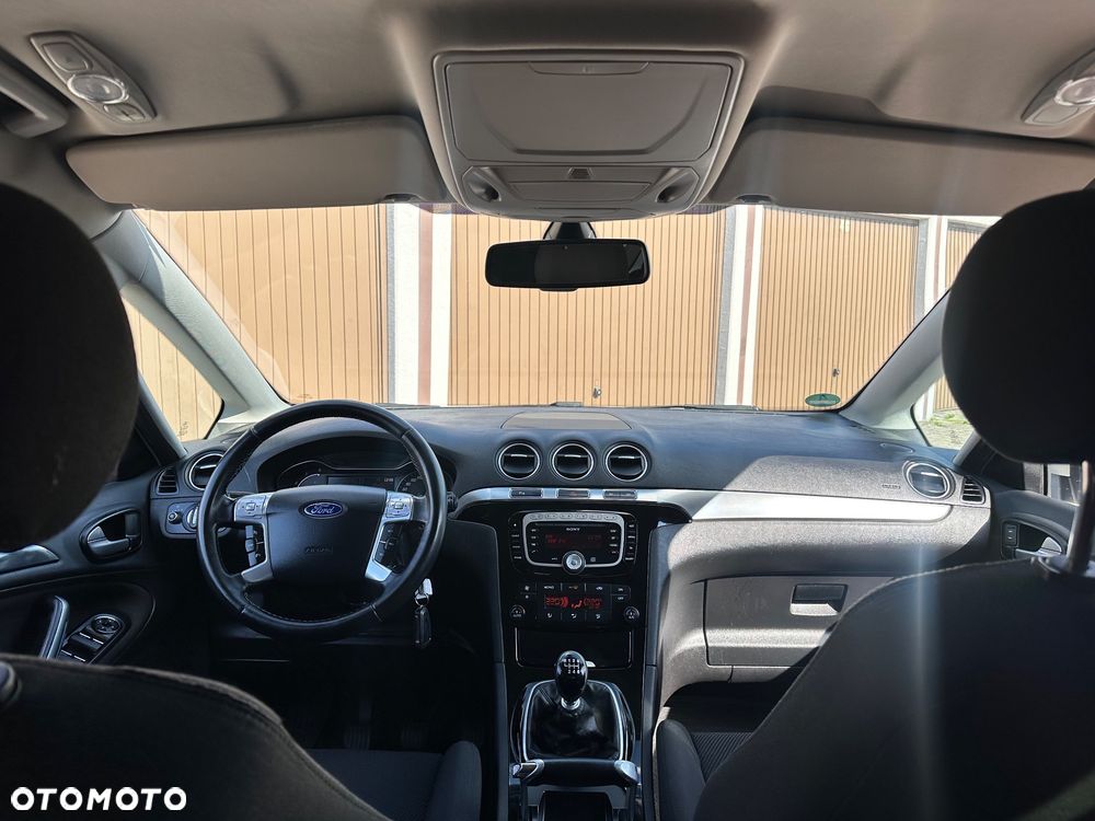Ford S-Max 2.0 TDCi DPF Titanium - 13