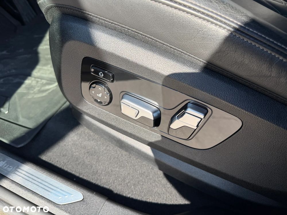 BMW X6 xDrive30d - 26