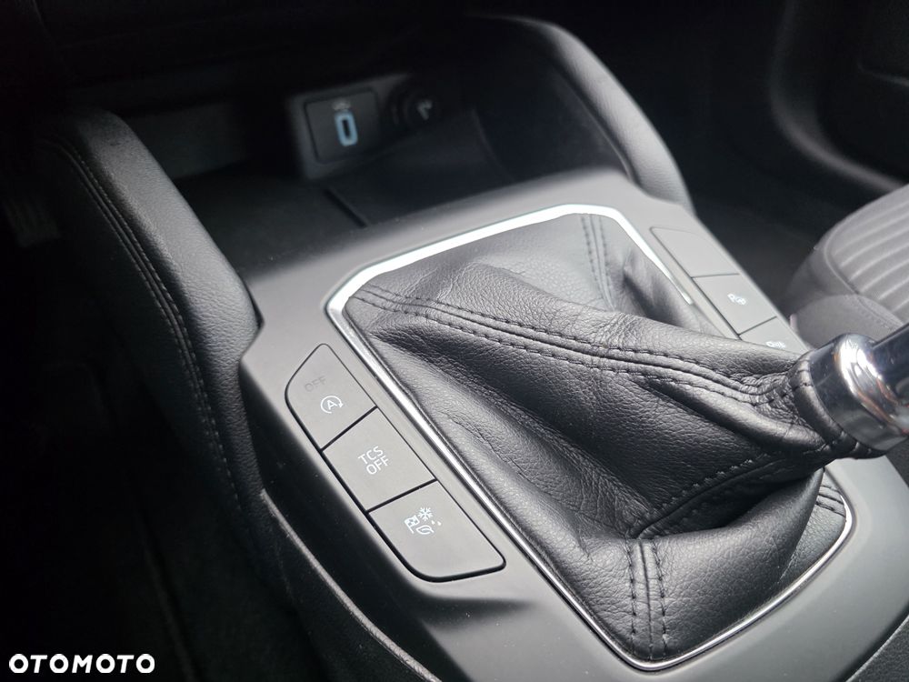 Ford Focus 1.0 EcoBoost STart-Stopp-System TITANIUM X - 19
