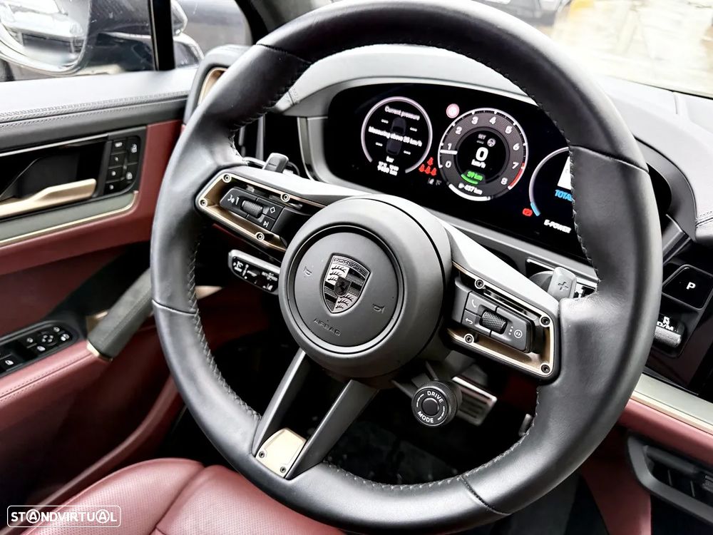 Porsche Cayenne Turbo E-Hybrid - 11