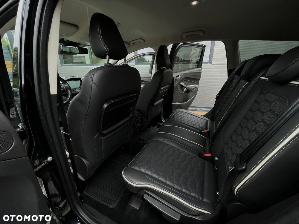 Ford Kuga 2.0 TDCi 4x4 Vignale - 36