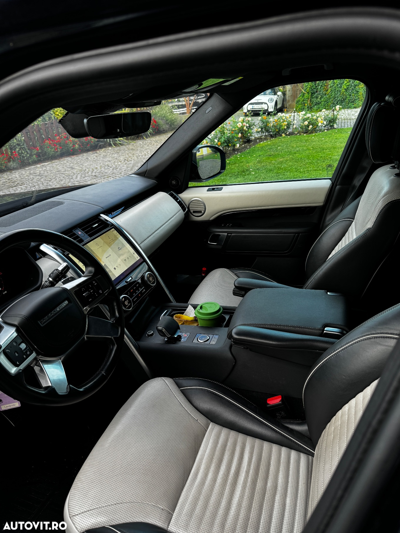 Land Rover Discovery 3.0 L SD6 HSE Luxury - 7