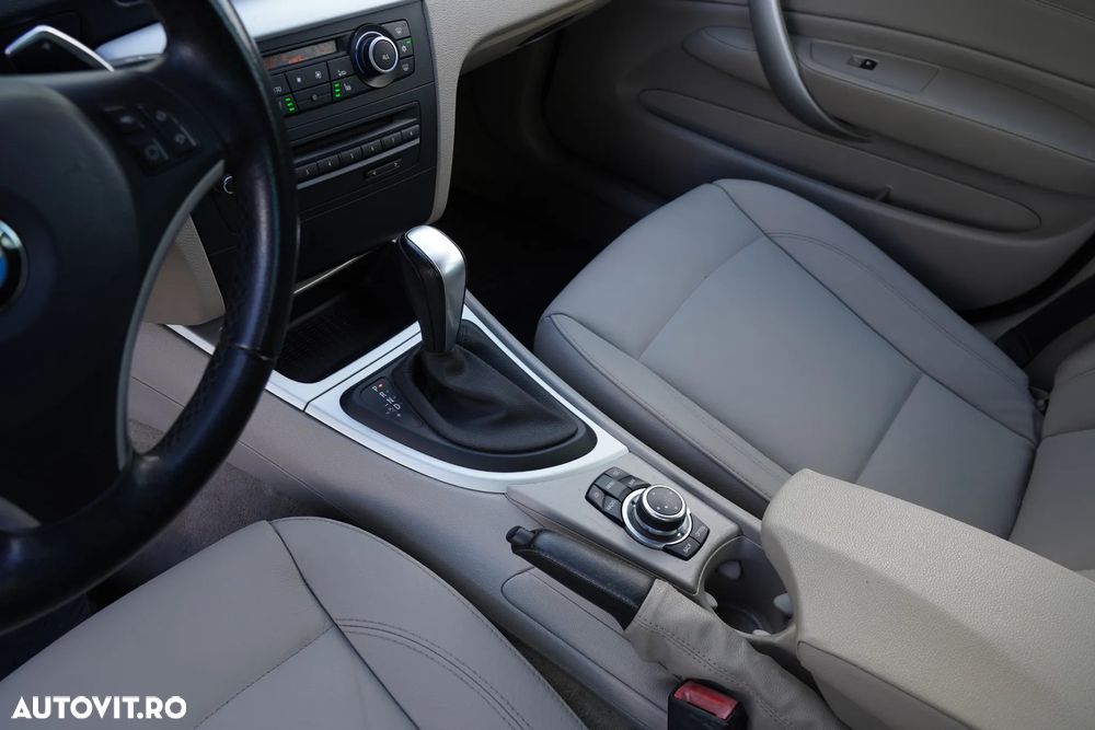 BMW Seria 1 123d DPF Aut. Edition Sport - 11