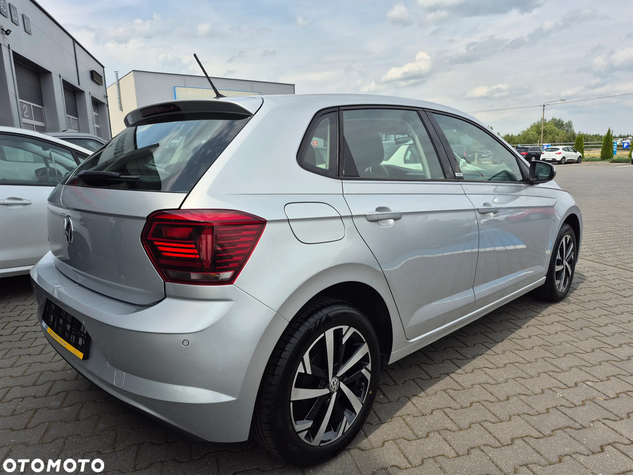 Volkswagen Polo 1.0 TSI Trendline - 4