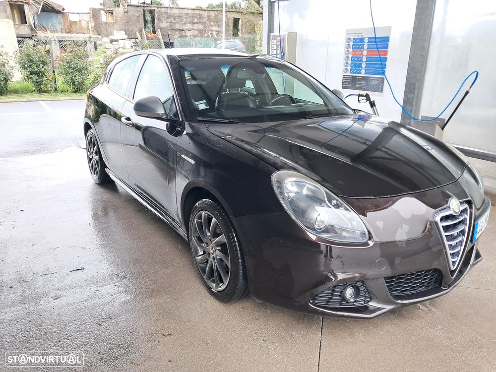 Alfa Romeo Giulietta 1.6 JTDM Distinctive - 2