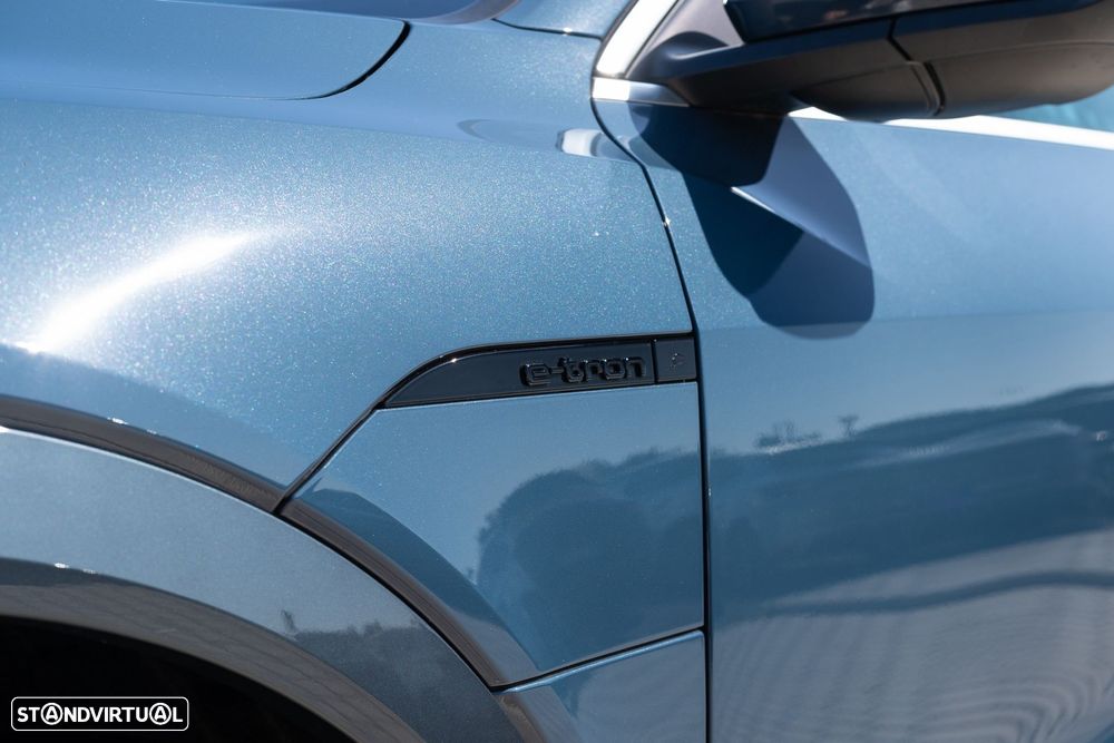 Audi Q8 e-Tron Sportback 55 quattro Advanced - 6
