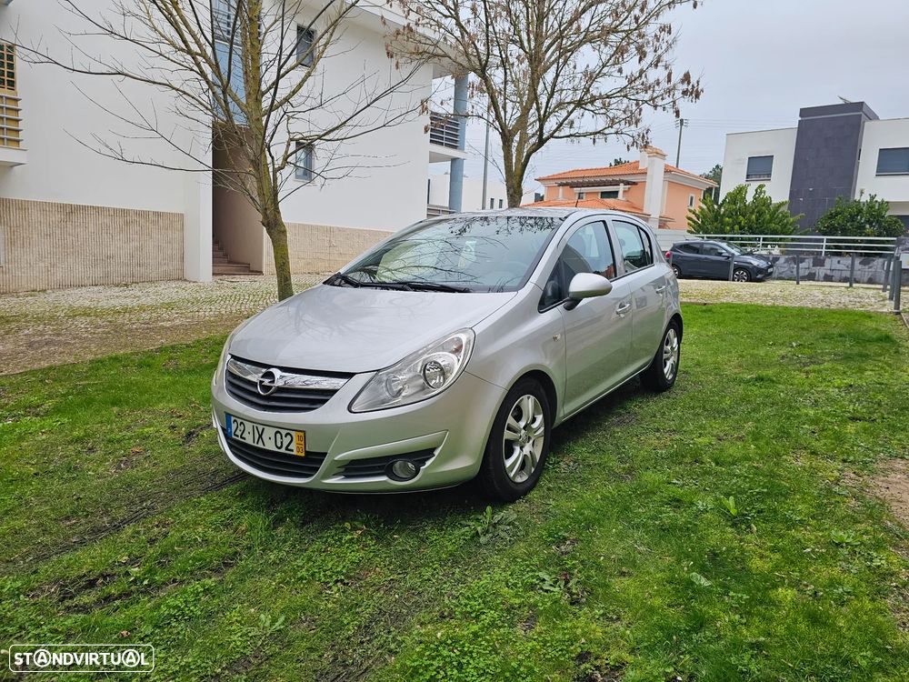Opel Corsa 1.3 CDTI Enjoy EcoFLEX - 9