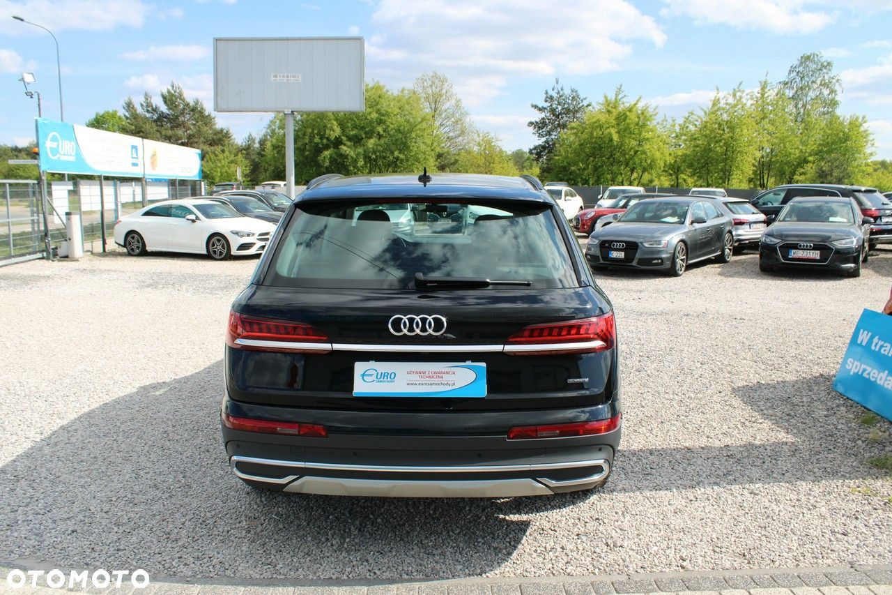 Audi Q7 - 8