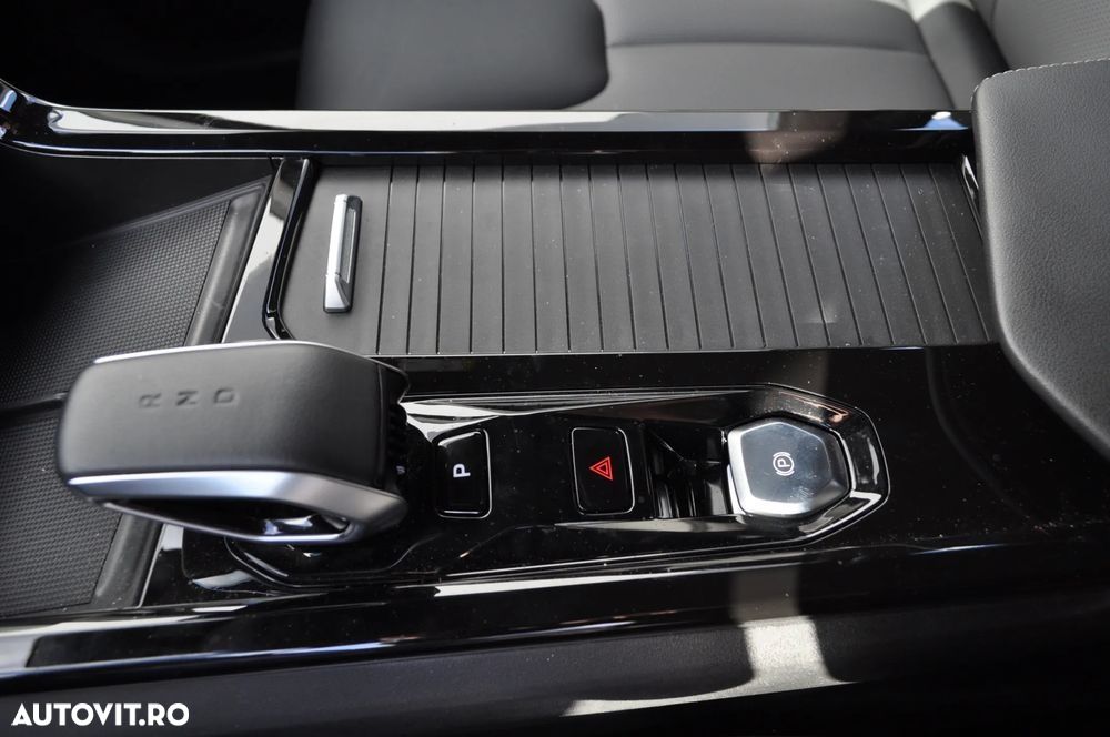 Geely Cityray 1.5 T-GDI 7DCT GK - 39