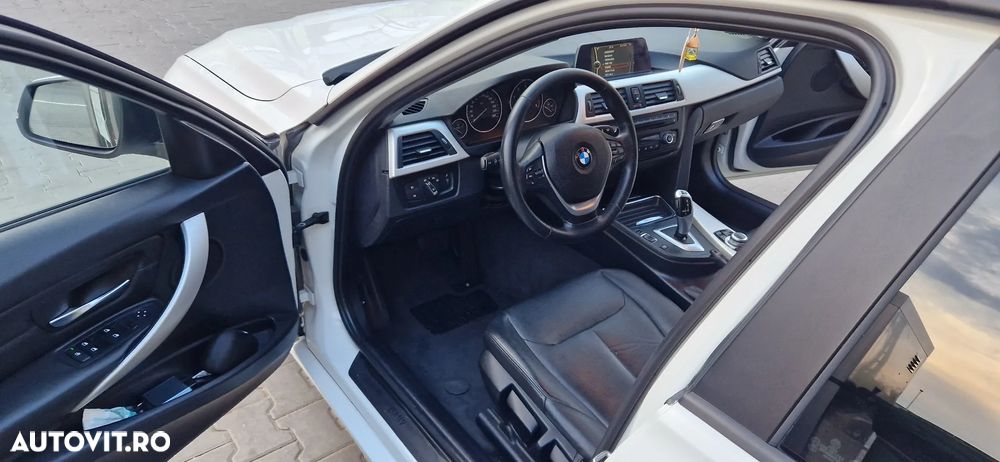 BMW Seria 3 320d DPF Aut. Edition Exclusive - 11