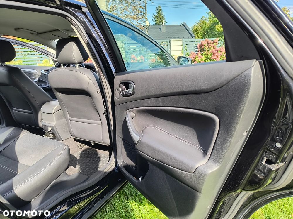Ford Mondeo 2.0 Platinium X - 21