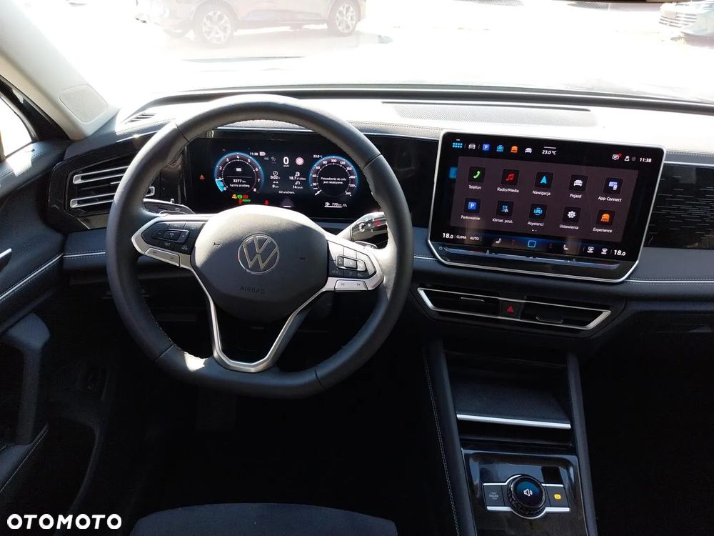 Volkswagen Tiguan - 24