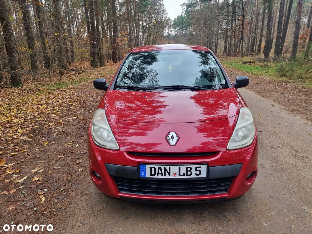 Renault Clio 1.5 dCi Alize - 9