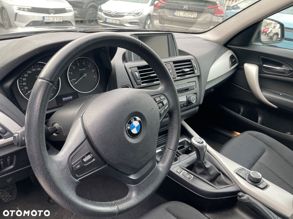 BMW Seria 1 - 11
