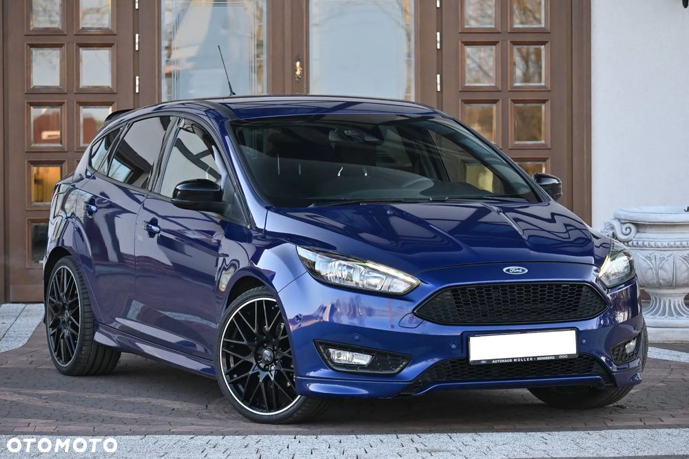 Ford Focus SW 1.5 EcoBoost S&S ST-LINE - 8