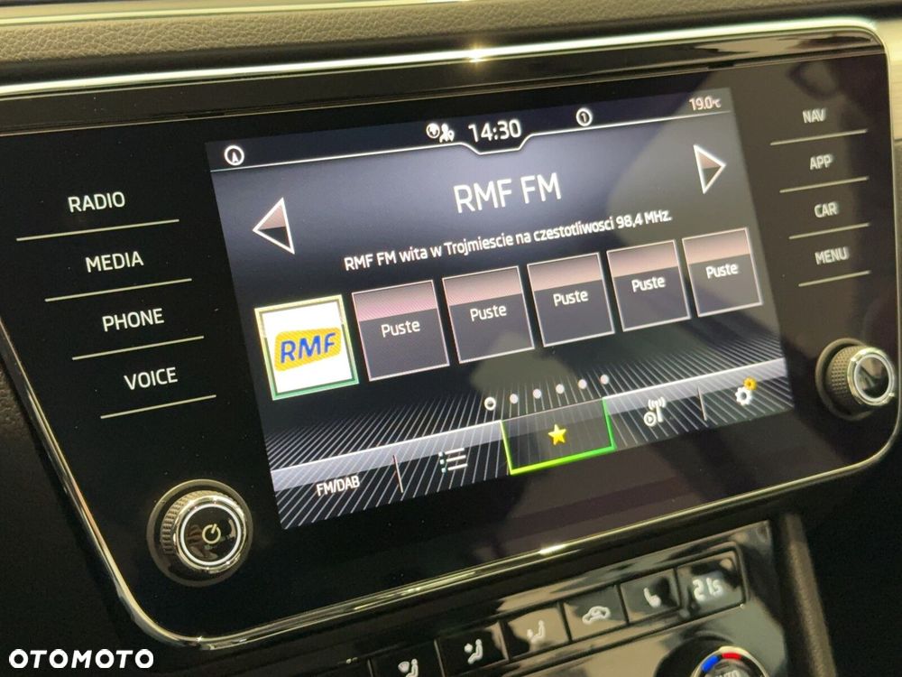 Skoda Superb 2.0 TDI SCR Ambition DSG - 28