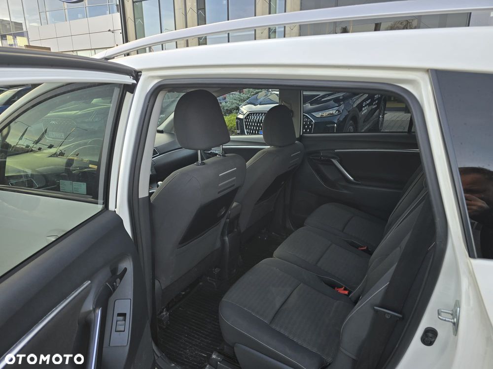 Toyota Verso 1.6 D-4D Active - 11