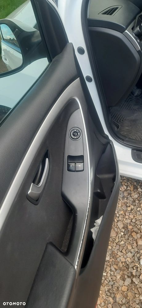Hyundai i30 1.6 CRDi BlueDrive Classic - 8
