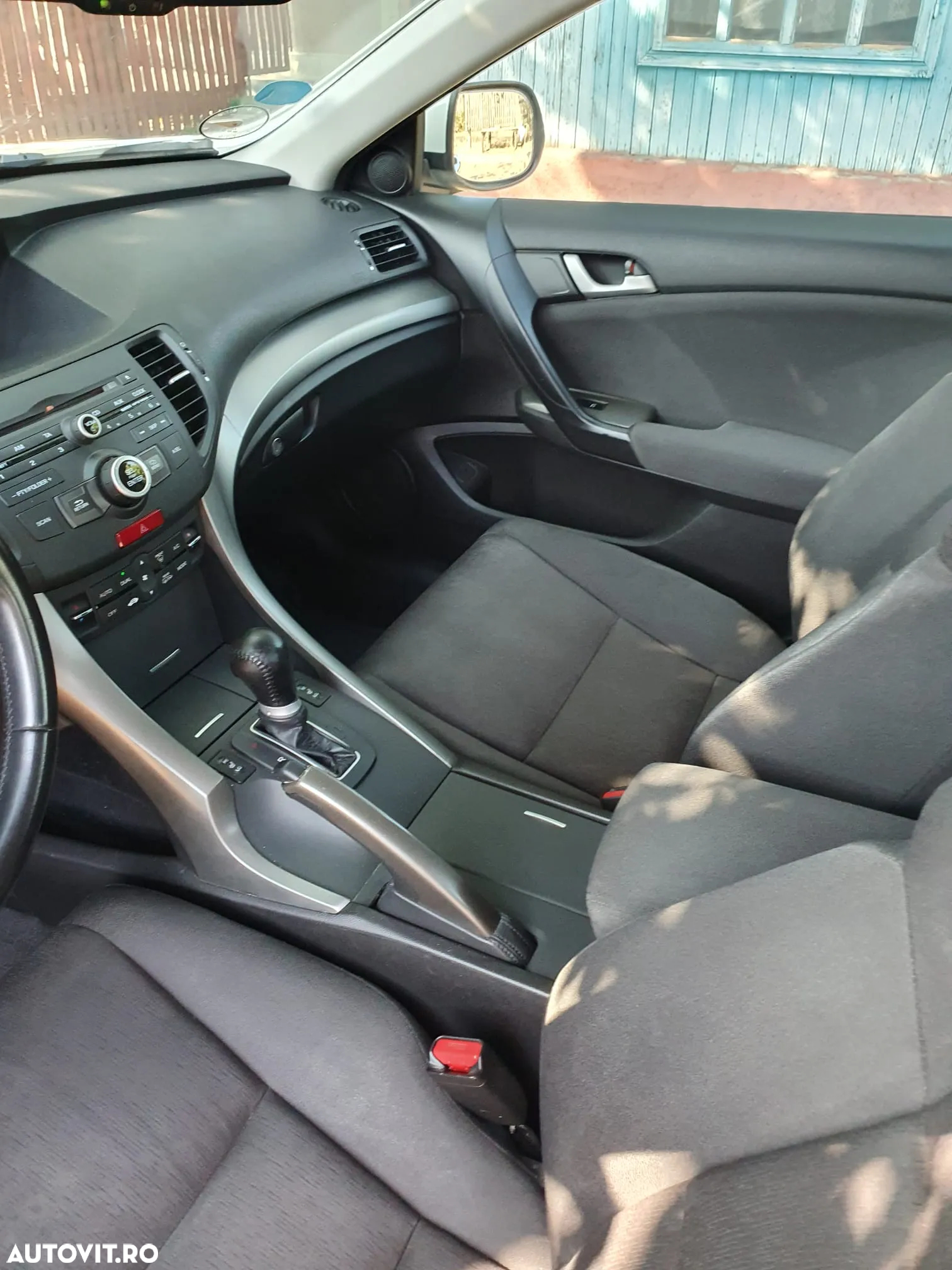 Honda Accord 2.0i Automatic Comfort - 16