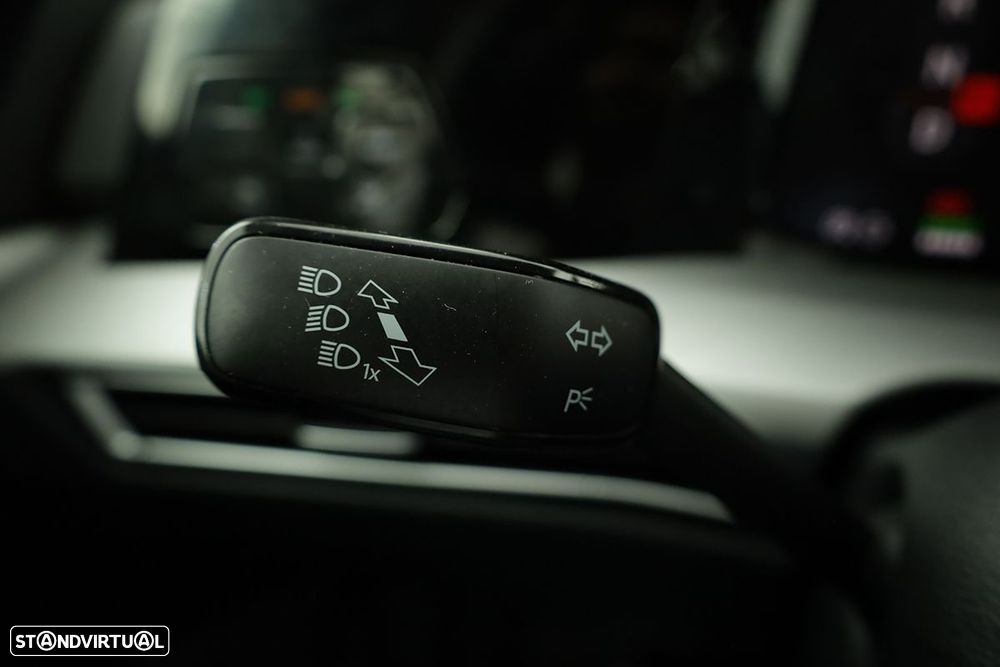 VW Golf 1.5 TSI e-Hybrid Life DSG - 17