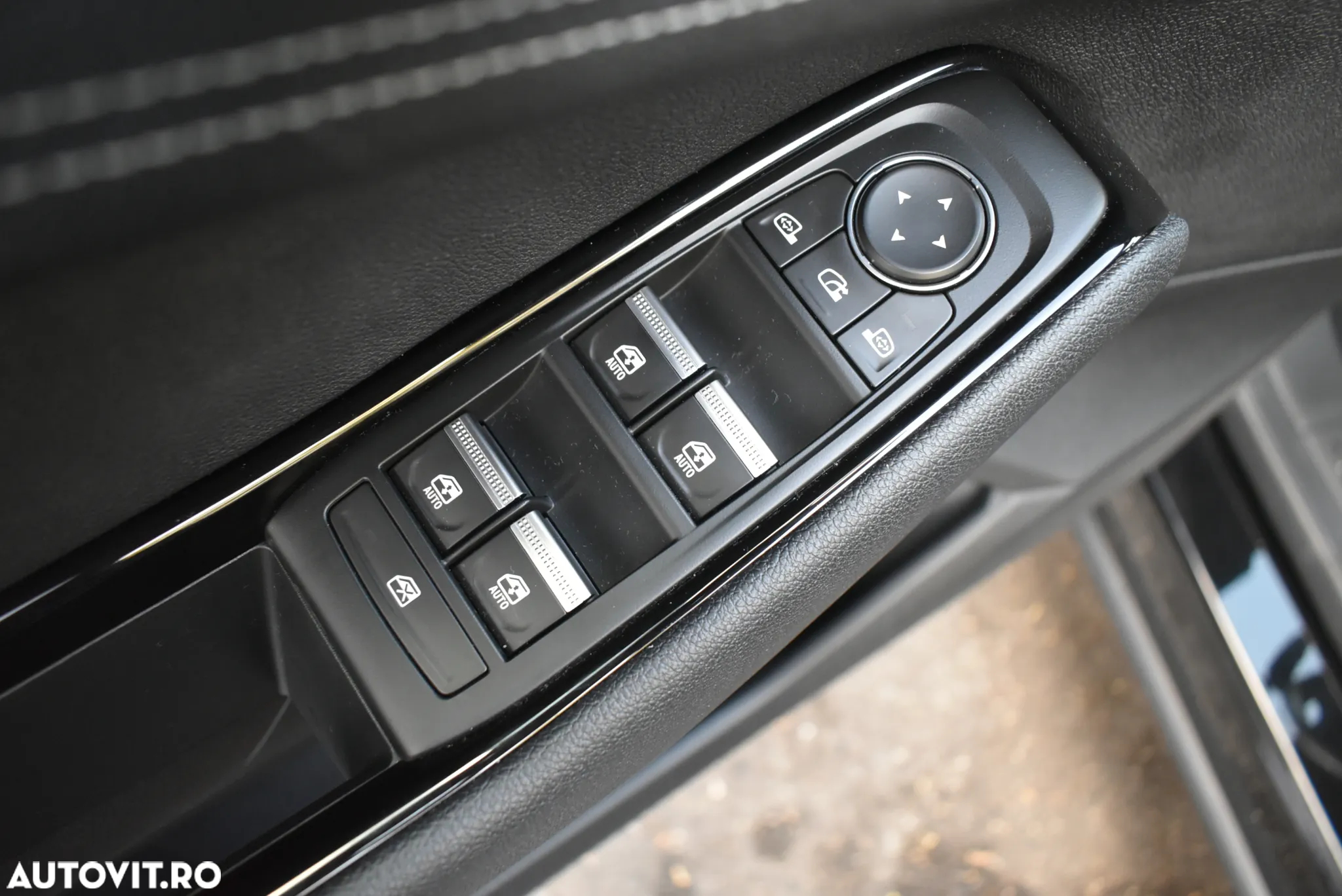 Renault Austral ver-160-mhev-techno - 11