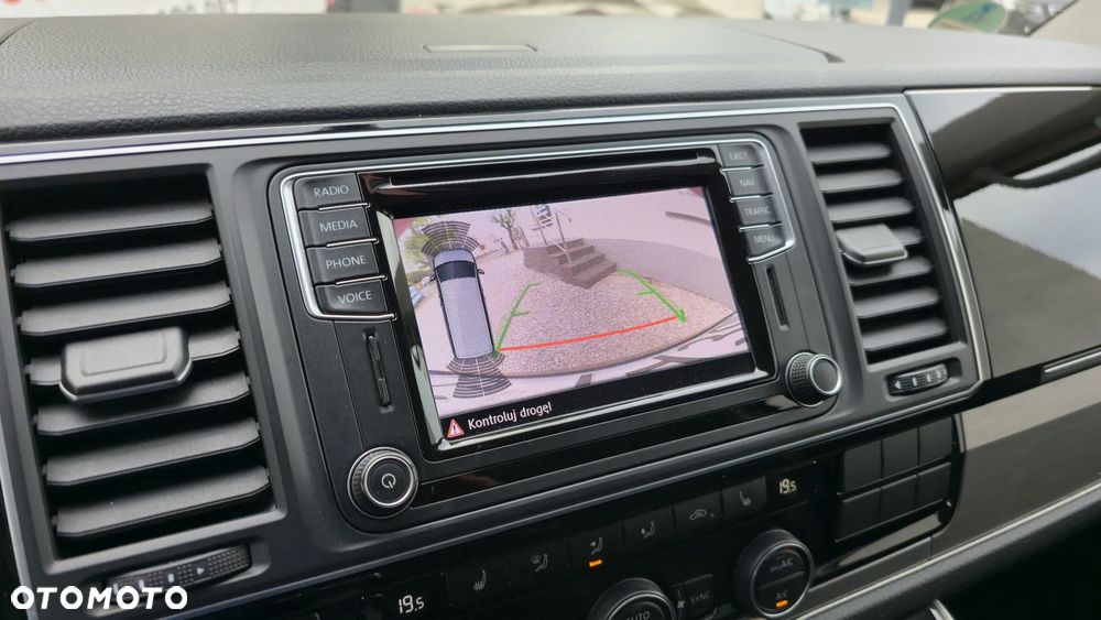 Volkswagen Multivan 2.0 TDI L1 Generation SIX DSG - 27