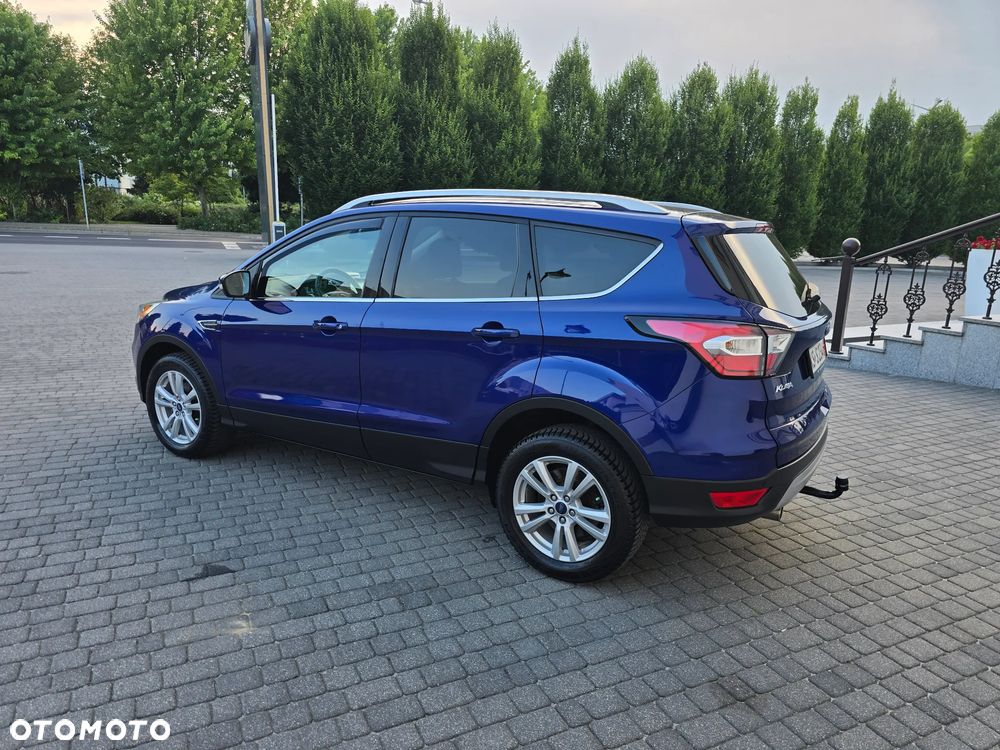 Ford Kuga 1.5 EcoBoost 2x4 Titanium - 9