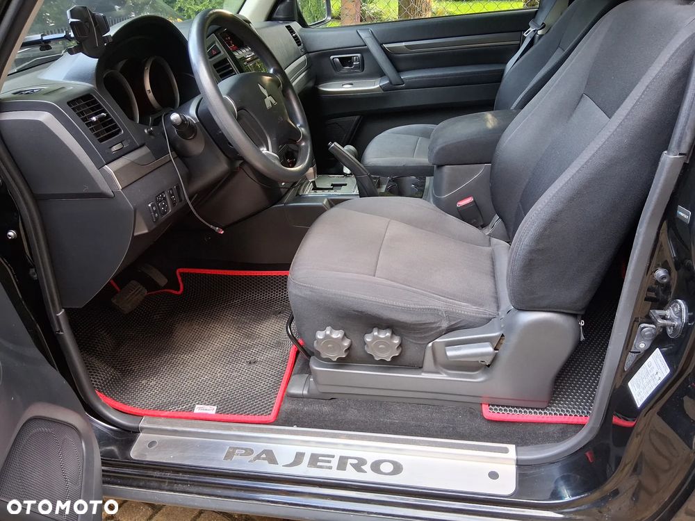 Mitsubishi Pajero 3.2 DID Instyle EU6 - 14
