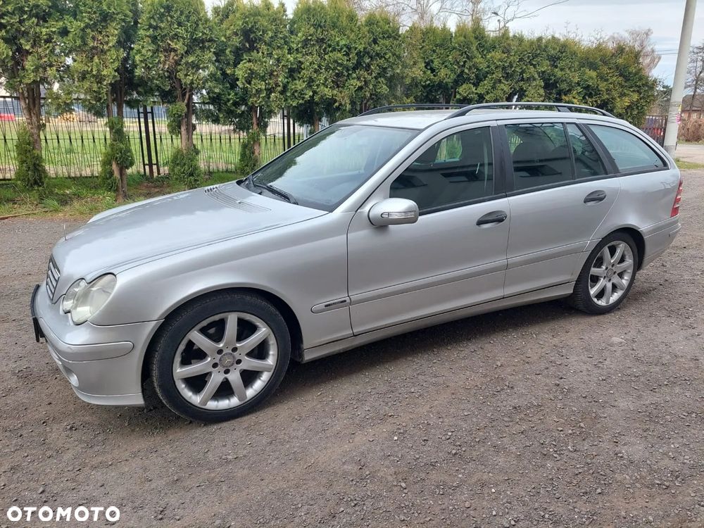 Mercedes-Benz Klasa C 200 T CDI Classic - 1