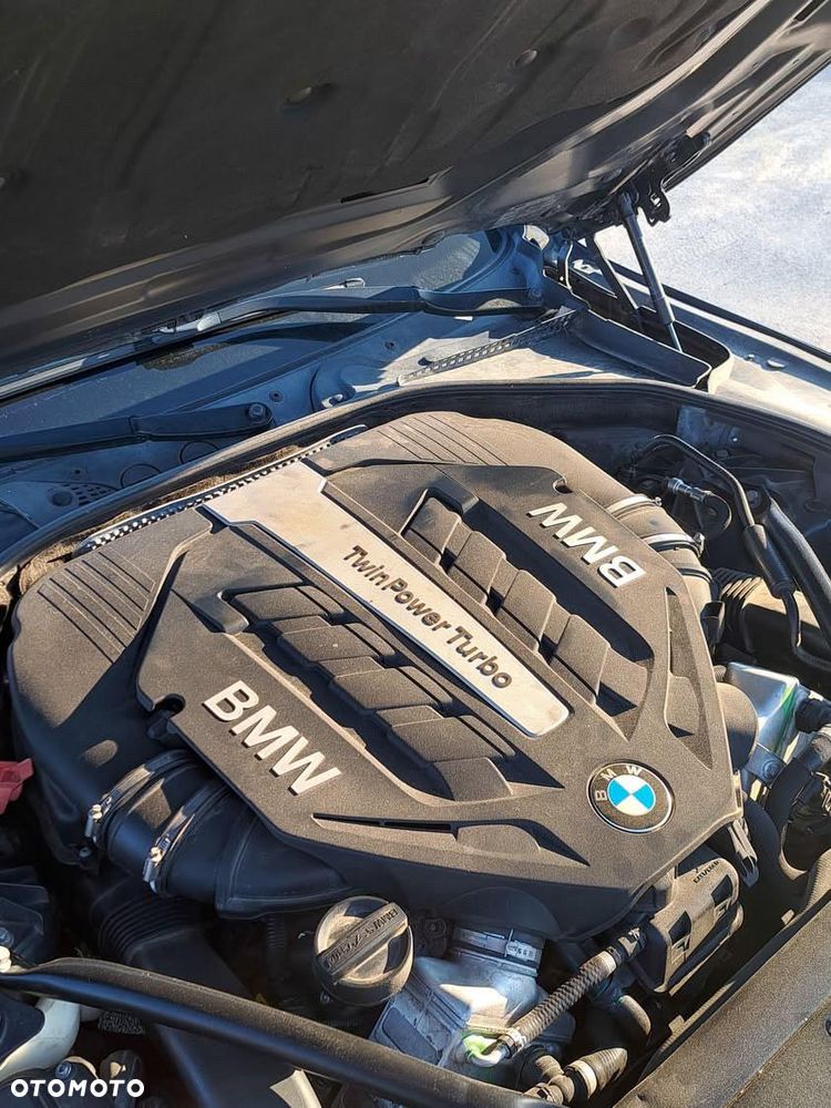 BMW Seria 6 650i - 14