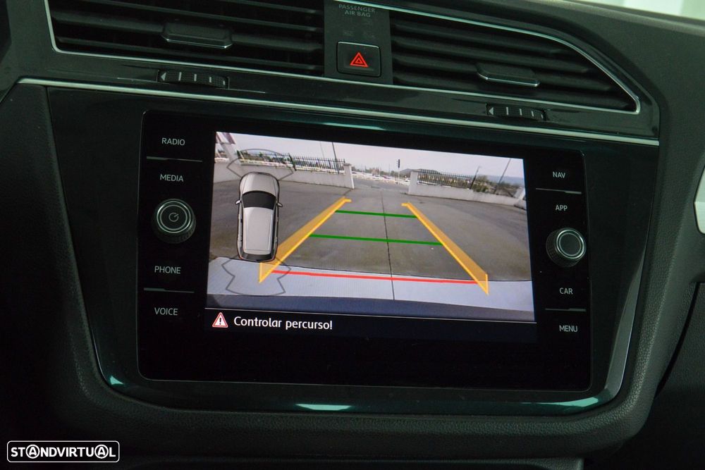 VW Tiguan 1.6 TDI Confortline - 40