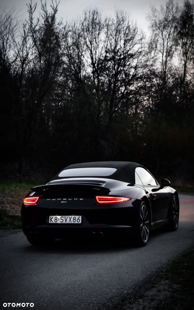 Porsche 911 Carrera S PDK - 24