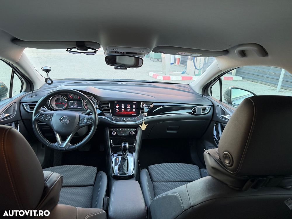 Opel Astra 1.6 CDTI ECOTEC Innovation Aut. - 10