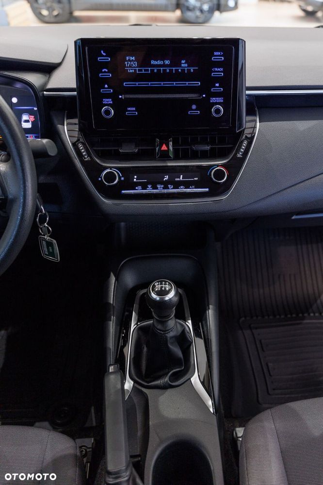 Toyota Corolla - 27