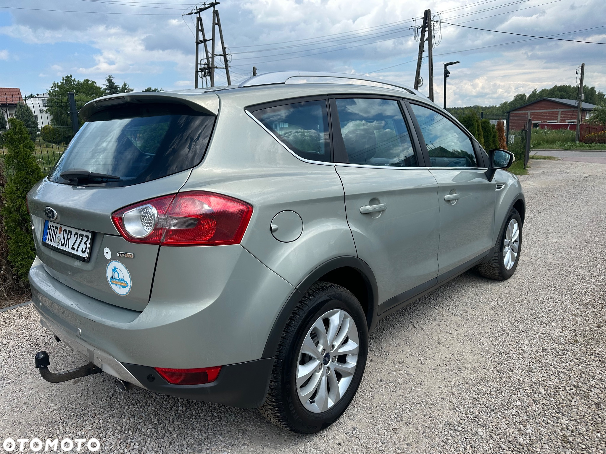 Ford Kuga 2.0 TDCi 2x4 Titanium - 3