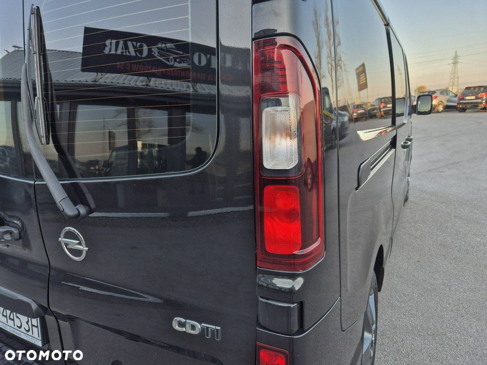 Opel Vivaro - 31