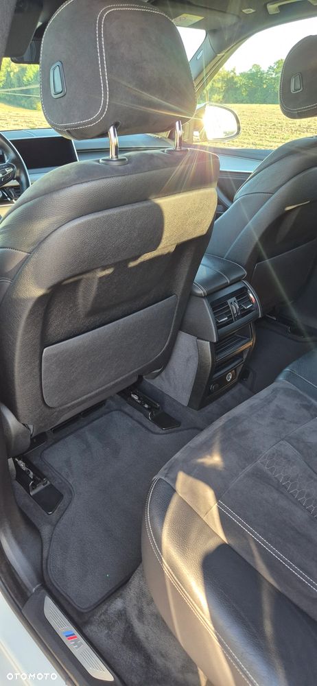 BMW X5 xDrive25d - 28