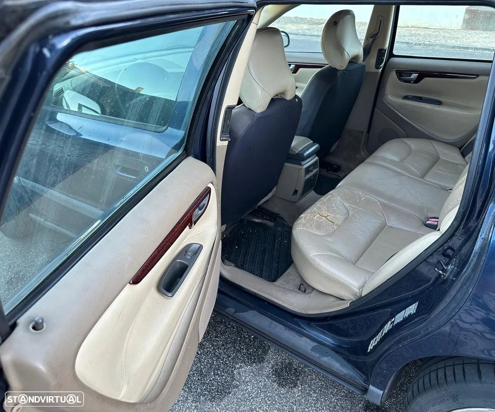 Volvo V70 T5 - 12