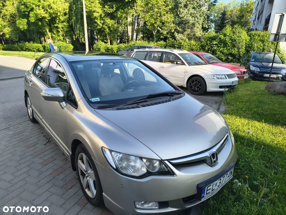 Honda Civic 1.8 Executive - 6