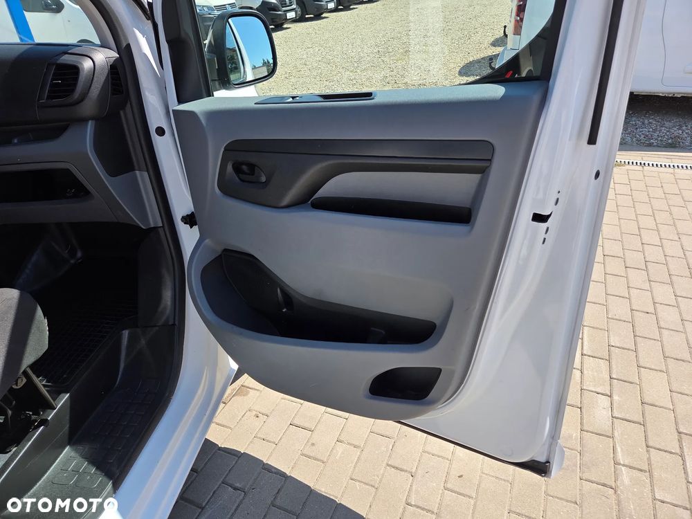 Opel Vivaro Extra Long 3,1t (bryg.) - 27