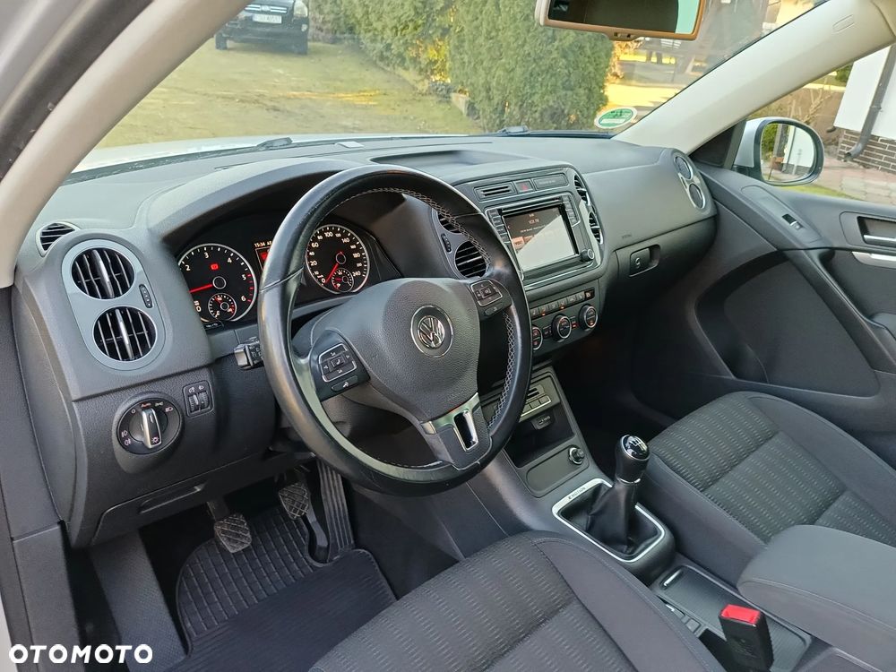Volkswagen Tiguan 2.0 TDI SCR 4Motion (BlueMotion Tech) Comfortline - 16