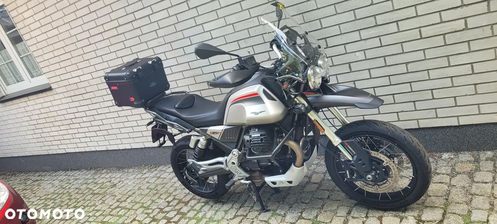 Moto Guzzi V85 - 3
