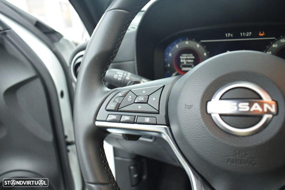 Nissan Juke 1.0 DIG-T N-Connecta NAV. DCT - 15